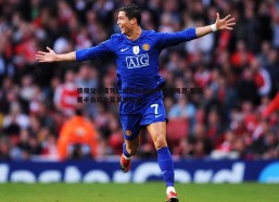 PP电子-德佬父子遭死亡威胁被迫放行奥斯梅恩 幕后黑手自称土耳其黑手党